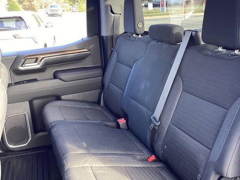 Used 2022 Chevrolet Silverado 1500 LT image 35