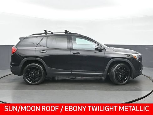Used 2021 GMC Terrain SLT w/ Elevation Edition AWD/4WD image 2