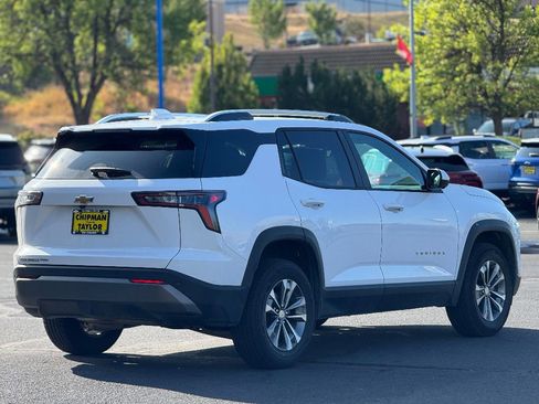 Used 2025 Chevrolet Equinox LT w/ Convenience Package II image 17