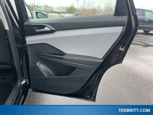 Used 2023 Volkswagen Taos S image 18
