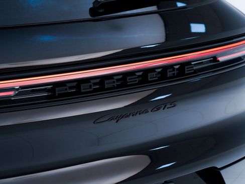 New 2026 Porsche Cayenne GTS image 13