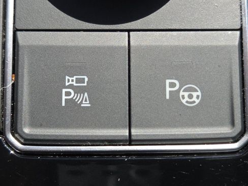 Used 2021 Volkswagen Atlas SEL Premium AWD/4WD image 11