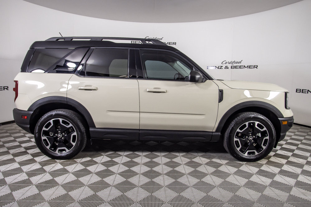 Used 2024 Ford Bronco Sport Outer Banks w/ Tech Package AWD/4WD image 11