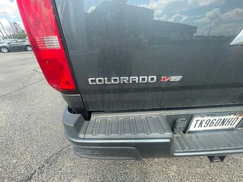 Used 2017 Chevrolet Colorado LT w/ LT Convenience Package RWD image 10