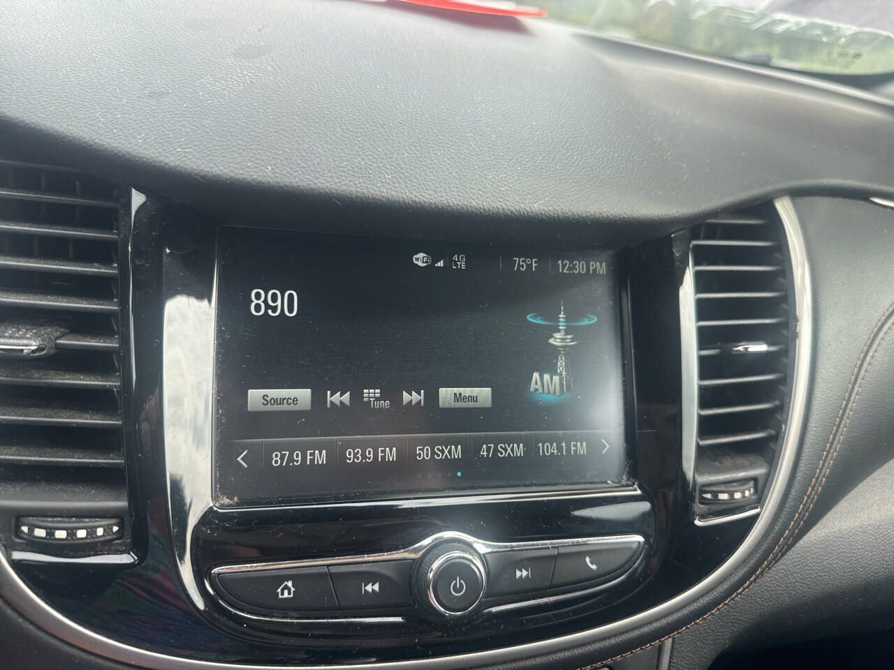 Used 2017 Chevrolet Trax LT FWD image 38