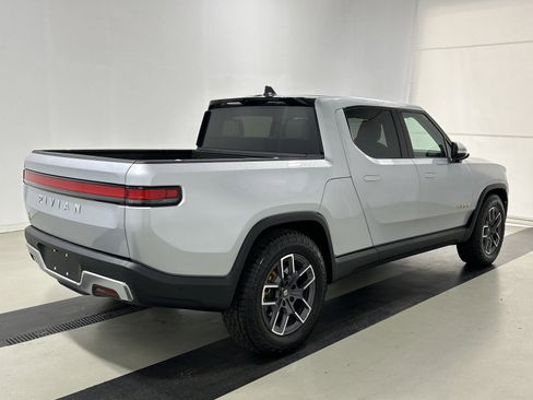 Used 2023 Rivian R1T Adventure AWD/4WD image 5