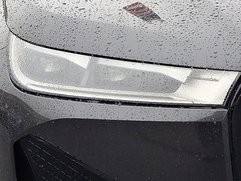 Certified 2024 BMW iX xDrive50 w/ Premium Package image 9