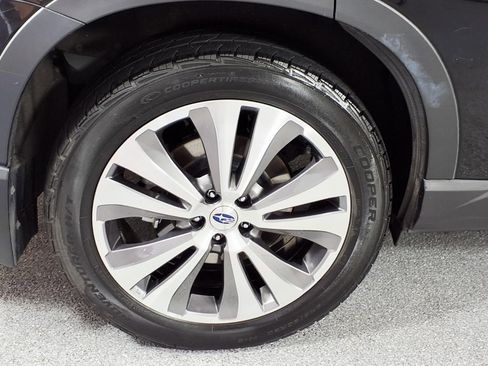 Used 2019 Subaru Ascent Touring w/ Popular Package #3 AWD/4WD image 3