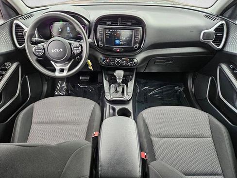 Used 2024 Kia Soul LX w/ Option Group 015 image 15
