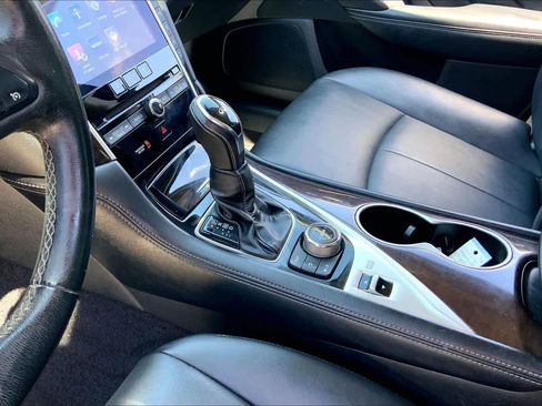 Used 2018 INFINITI Q50 Luxe AWD/4WD image 16