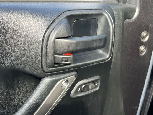 Used 2016 Jeep Wrangler Unlimited Sport w/ Quick Order Package 24S image 14