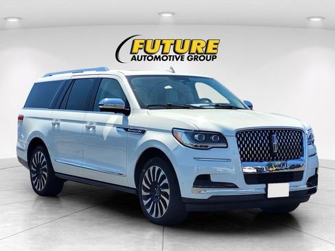 Used 2022 Lincoln Navigator L Black Label AWD/4WD image 1
