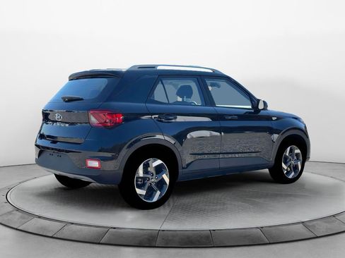 New 2026 Hyundai Venue SEL image 8
