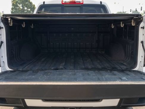 Used 2018 GMC Canyon Denali AWD/4WD image 15
