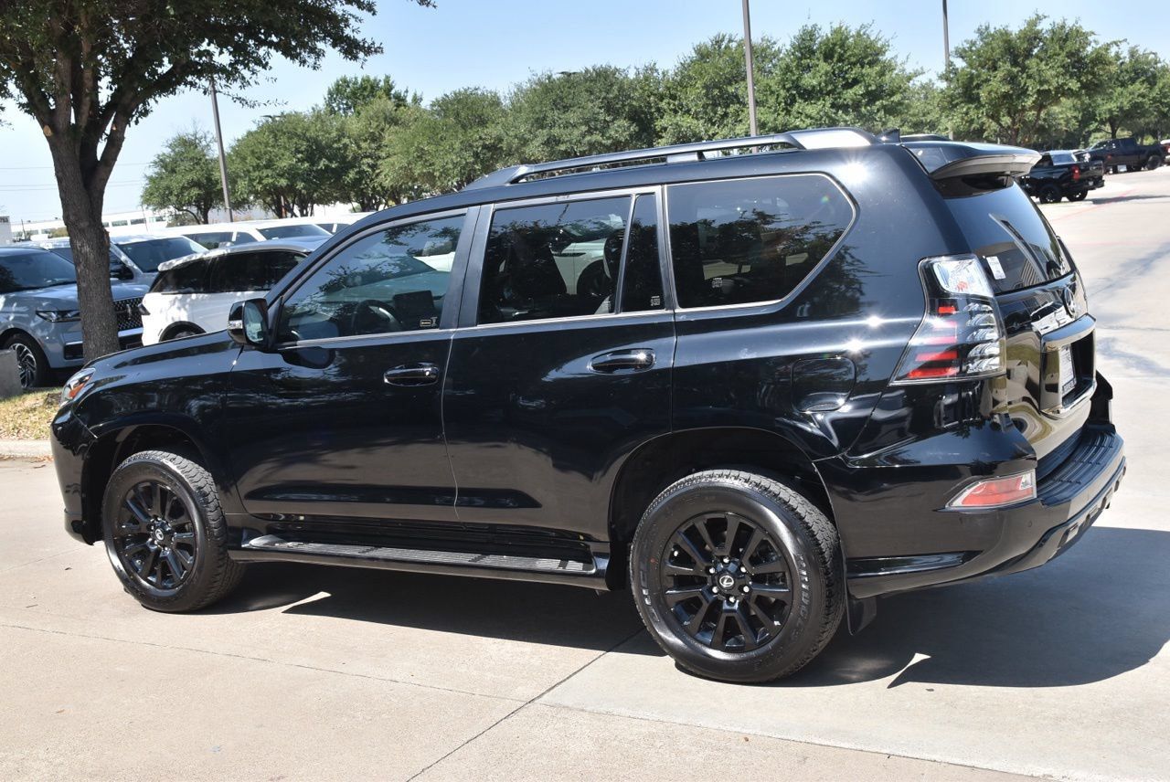 Used 2023 Lexus GX 460 w/ Black Line Special Edition AWD/4WD image 11