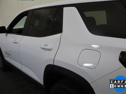 Used 2026 GMC Terrain Elevation AWD/4WD image 11