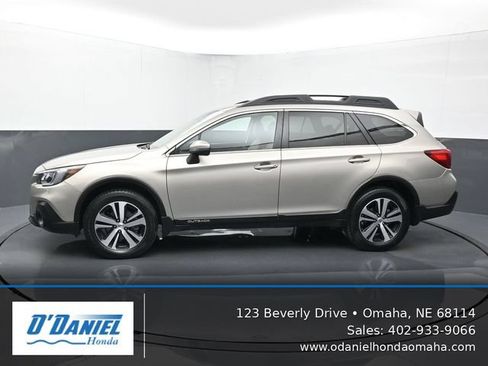 Used 2019 Subaru Outback 2.5i Limited w/ Protection Package #1 AWD/4WD image 2