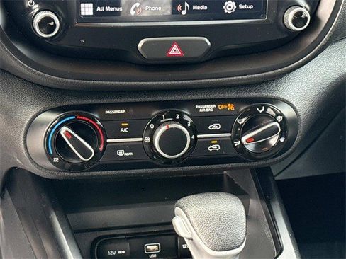 Used 2022 Kia Soul LX image 21