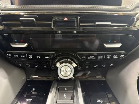 Certified 2026 Acura MDX SH-AWD w/ Advance Package image 40