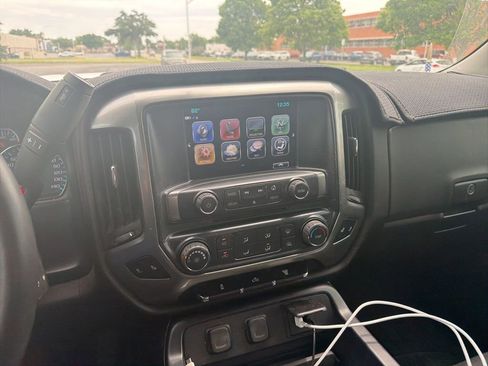 Used 2019 Chevrolet Silverado 3500 LT AWD/4WD image 12