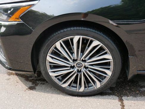 Certified 2023 Nissan Altima 2.5 SL AWD/4WD image 9