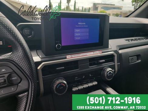 Used 2025 Toyota Tacoma SR AWD/4WD image 18