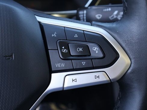 Certified 2023 Volkswagen Jetta SE image 20