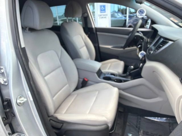 Used 2018 Hyundai Tucson SEL w/ Cargo Package FWD image 23