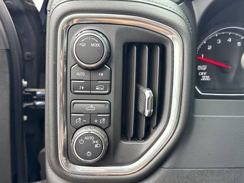 Used 2021 Chevrolet Silverado 1500 LT AWD/4WD image 24