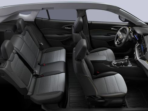 New 2025 Chevrolet Trax LT w/ Driver Confidence Package image 31