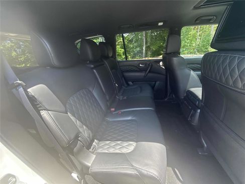 Used 2023 INFINITI QX80 Sensory w/ Cargo Package AWD/4WD image 29