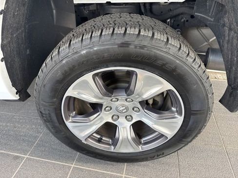 Used 2024 RAM 1500 Laramie image 6