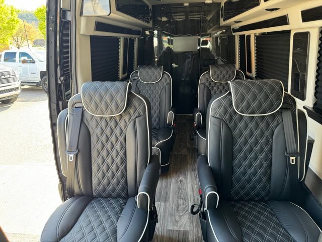 Used 2024 Mercedes-Benz Sprinter 3500 image 16