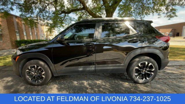 Certified 2021 Chevrolet TrailBlazer LT w/ Convenience Package FWD image 5