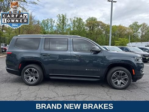 Used 2023 Jeep Wagoneer 4WD w/ Premium Group I image 15