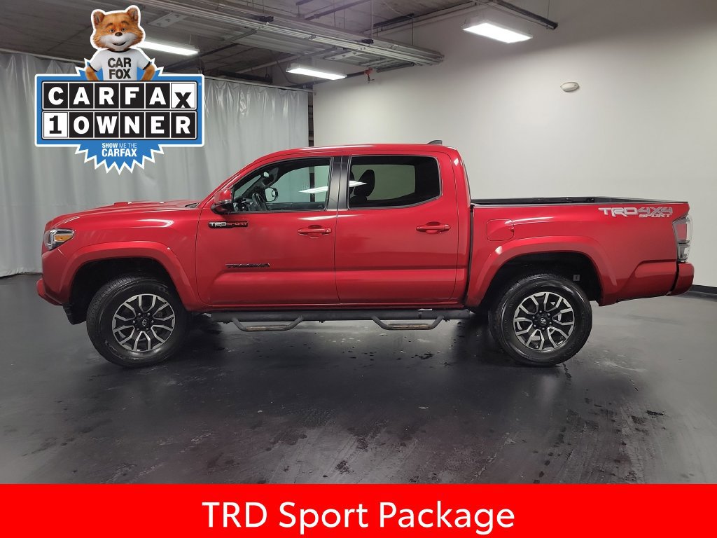 Used 2022 Toyota Tacoma TRD Sport AWD/4WD image 5