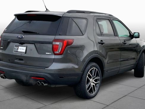 Used 2019 Ford Explorer Sport image 12