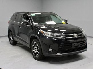 Used 2018 Toyota Highlander SE AWD/4WD video 1