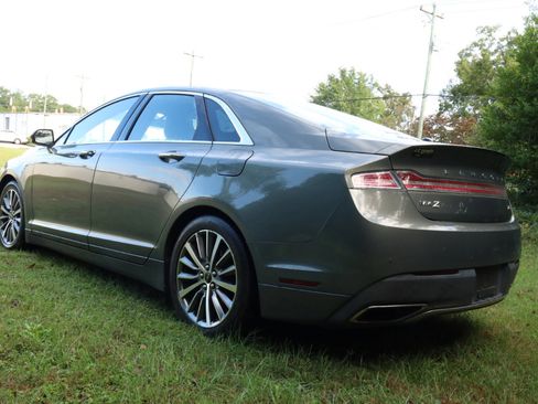 Used 2017 Lincoln MKZ Premiere image 16