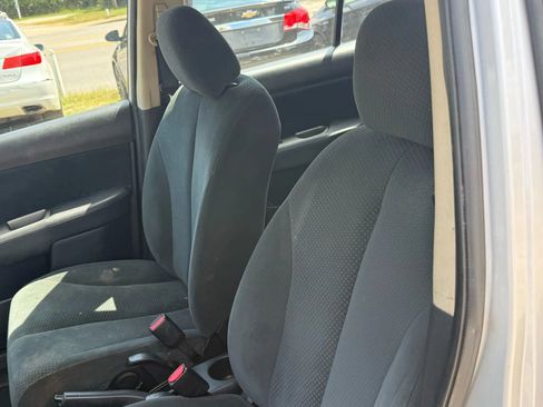 Used 2011 Nissan Versa 1.8 S w/ Plus Pkg image 6