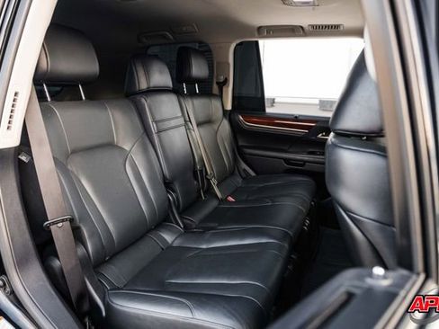 Used 2021 Lexus LX 570 4WD w/ Luxury Package image 73