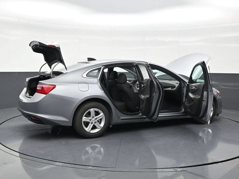 Used 2023 Chevrolet Malibu LS FWD image 28