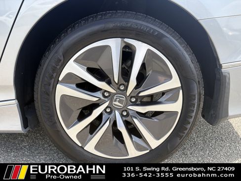 Used 2019 Honda Accord EX image 30