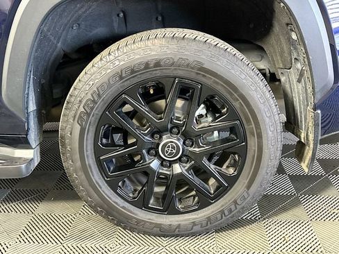 Certified 2024 Toyota Sequoia Limited image 33