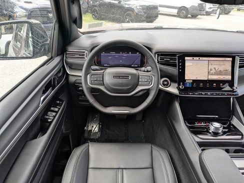 New 2026 Jeep Grand Wagoneer 2WD w/ 8-Passenger Seating Package image 18