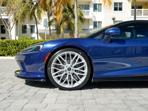 Used 2023 McLaren GT RWD image 12