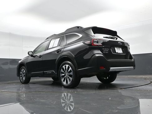 Used 2024 Subaru Outback Limited image 40