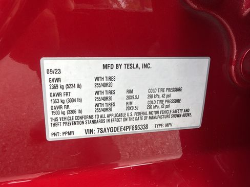 Used 2023 Tesla Model Y Long Range AWD/4WD image 25