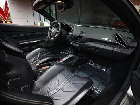 Certified 2018 Ferrari 488 Spider RWD image 43