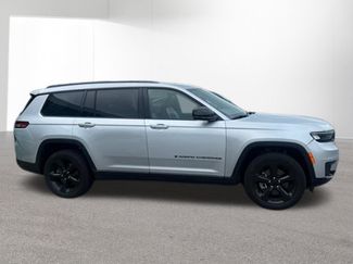 Used 2023 Jeep Grand Cherokee L Laredo AWD/4WD video 2